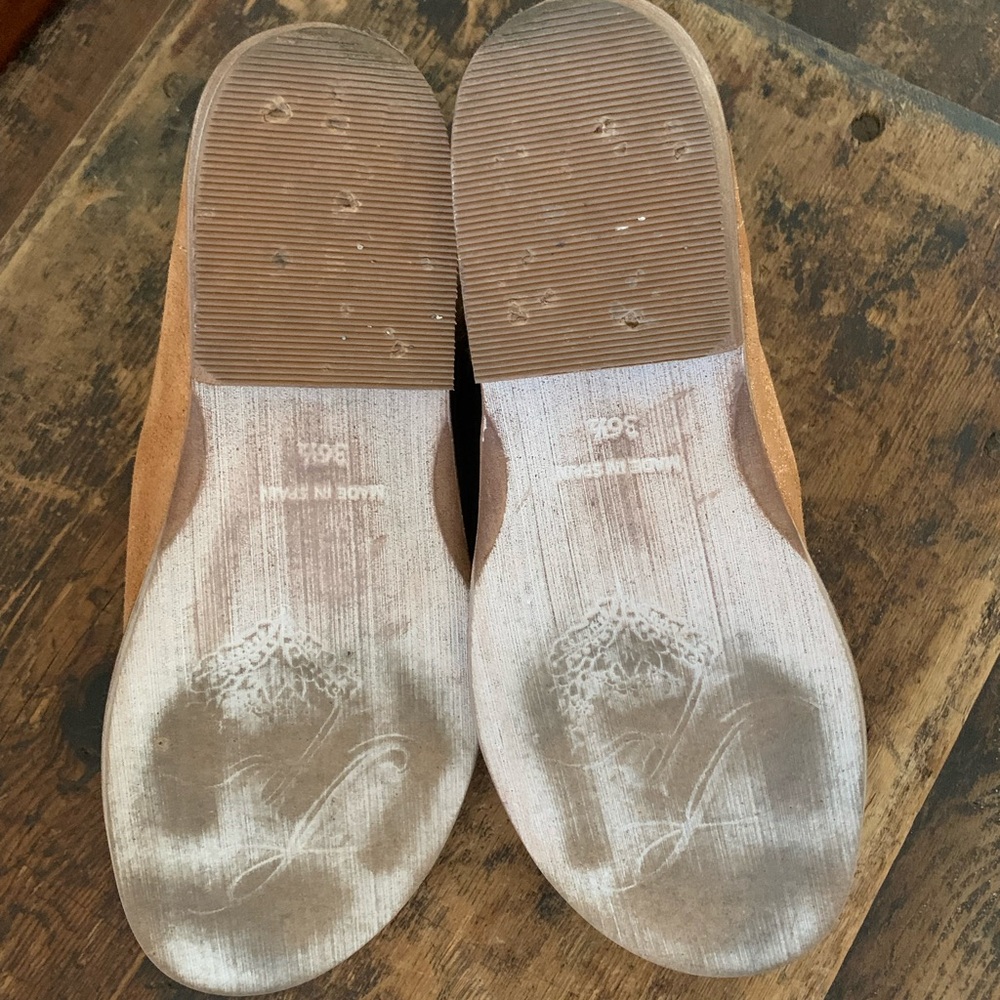Free People wrap around leather sandals rose gold! - Picture 7 of 7
